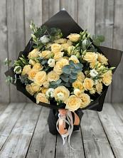 Букет цветов из:  Розы и Лизиантусы в Угольные Копи