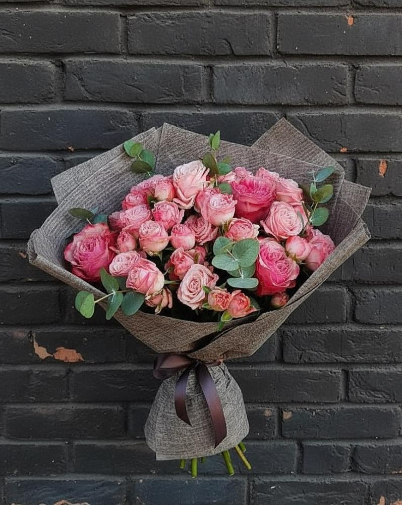 Букет цветов из: Розы в Угольные Копи