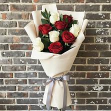 Букет цветов из:  Розы в Угольные Копи