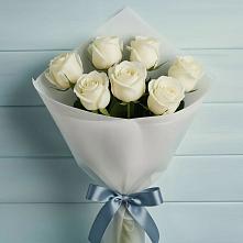 Букет 7 Белых роз Эдлесс Лав в Угольные Копи