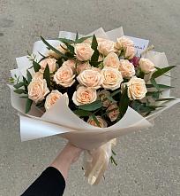 Букет Кремовые розы Латте в Угольные Копи