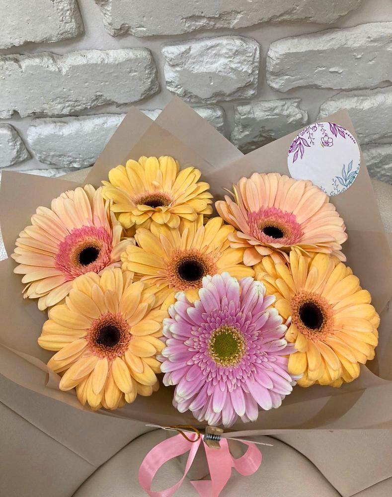 Букет цветов из: Герберы в Угольные Копи