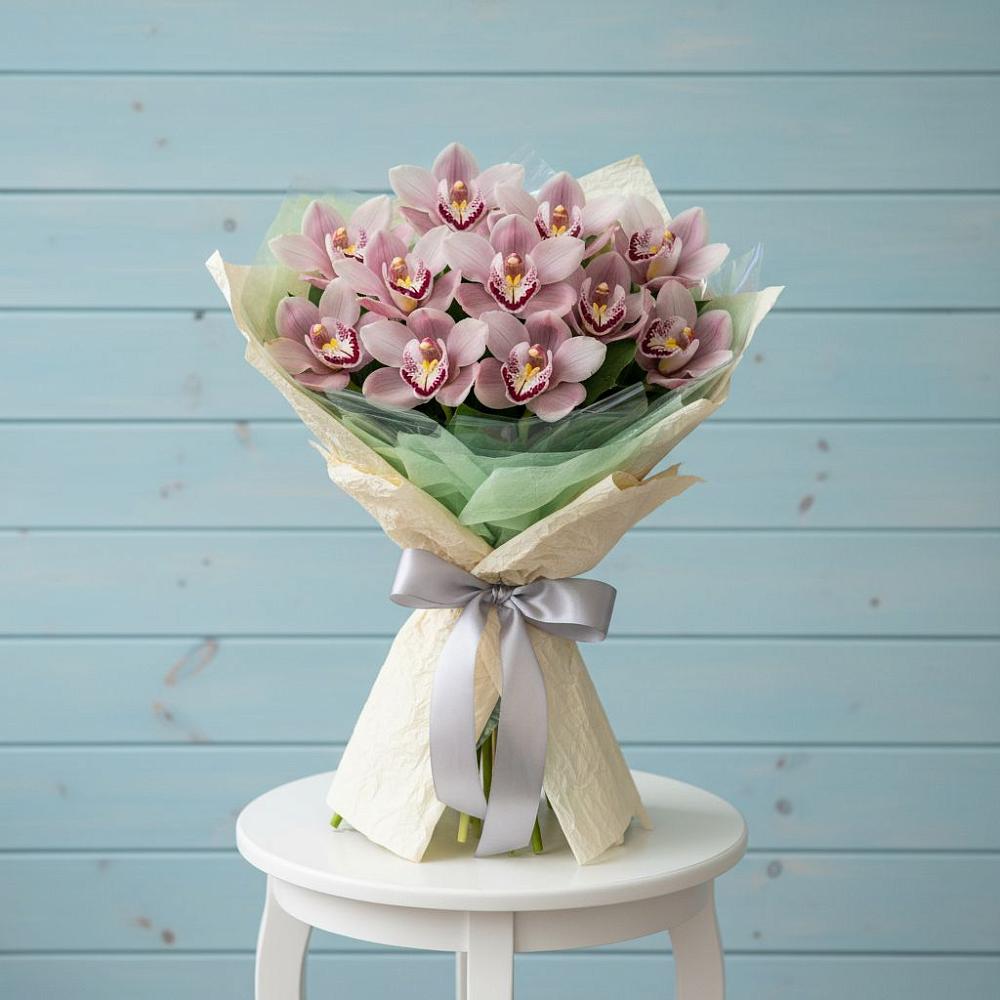 Букет цветов из: Орхидеи и Розы в Угольные Копи