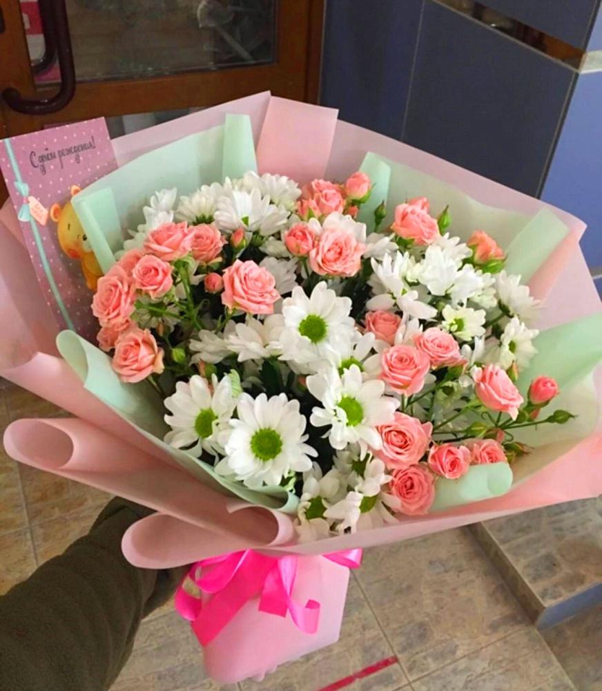 Букет цветов из: Розы и Хризантемы в Угольные Копи