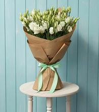 Букет цветов из:  Лизиантусы в Угольные Копи