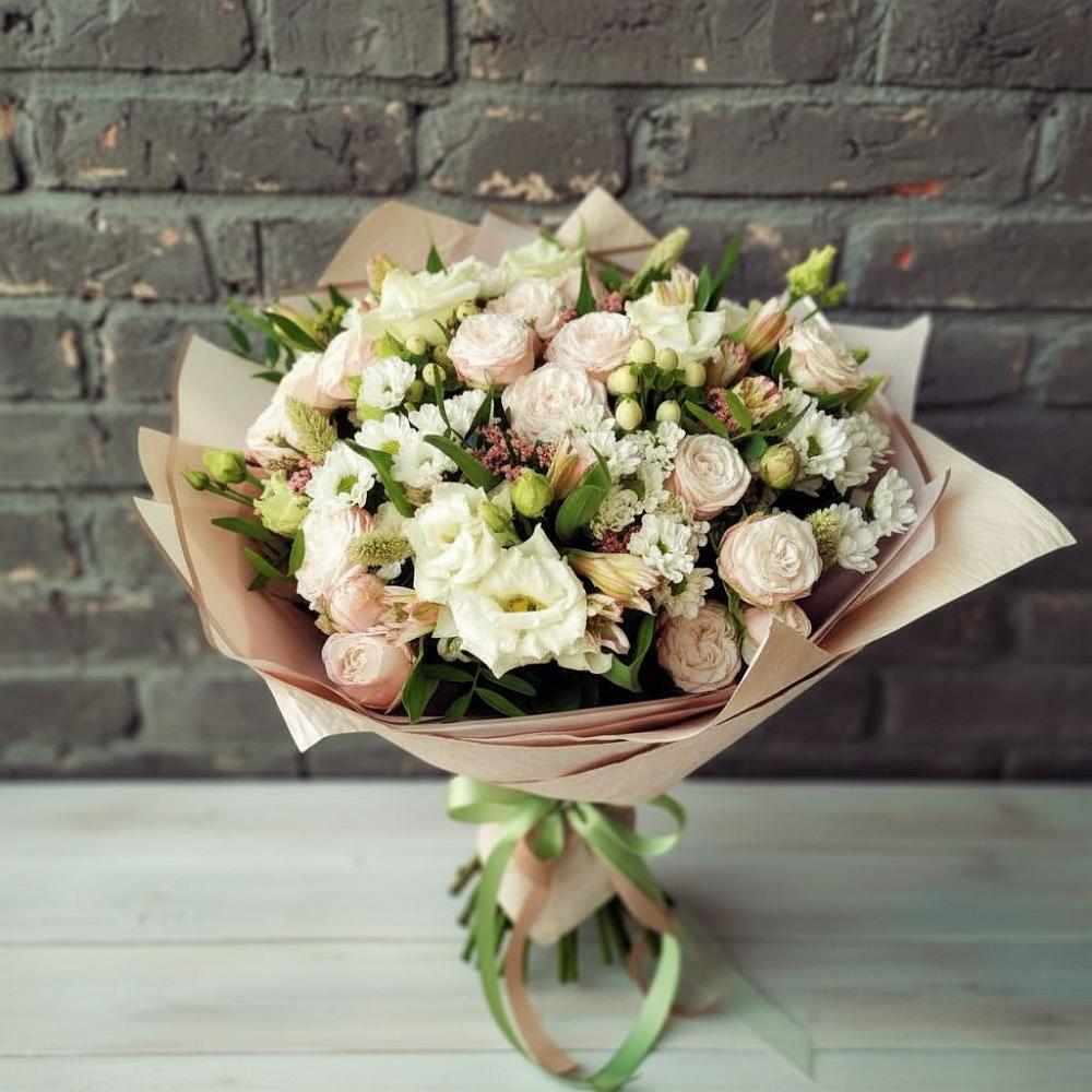 Букет цветов из: Альстромерии, Розы и Хризантемы в Угольные Копи