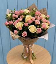 Букет цветов из:  Розы в Угольные Копи