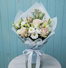 Букет цветов из:  Розы и Лизиантусы в Угольные Копи