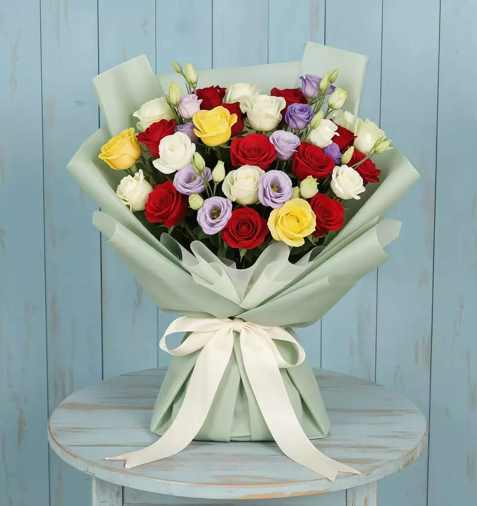 Букет цветов из: Розы в Угольные Копи