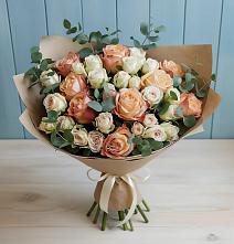Букет цветов из:  Альстромерии и Розы в Угольные Копи