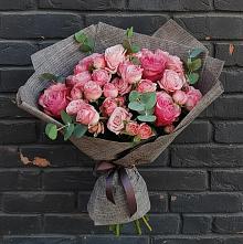 Букет цветов из:  Розы в Угольные Копи